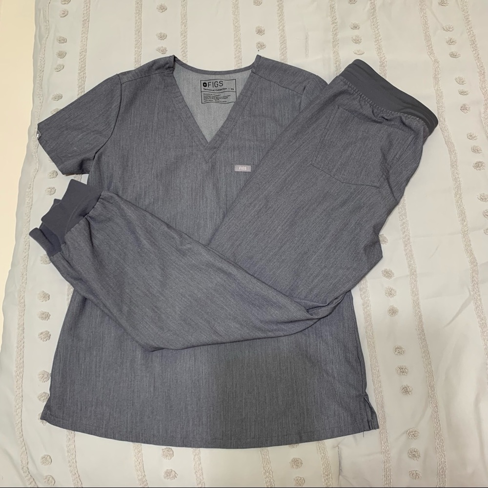 Figs heathered grey Catarina XS top/Zamora Joggers S petite